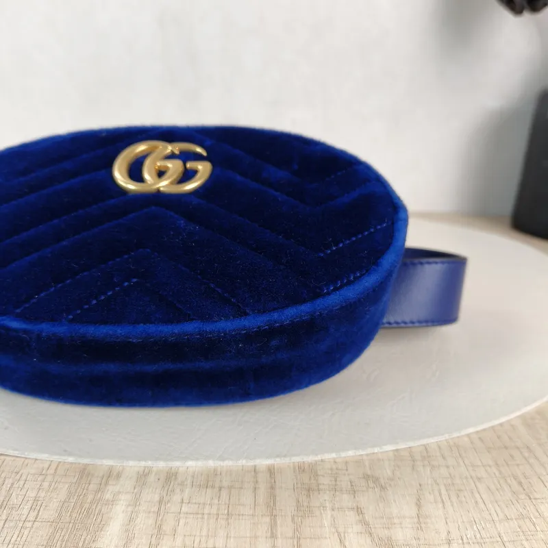 GUCCI Belt Bag GG Marmont Marmont Belt Bag Blue Velvet 19 × 5 × 11.5 cm — detail view 2 of 10