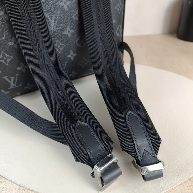 Louis Vuitton Backpack Discovery Backpack Monogram PVC Small 29 × 20 × 38 cm — detail view 7 of 11