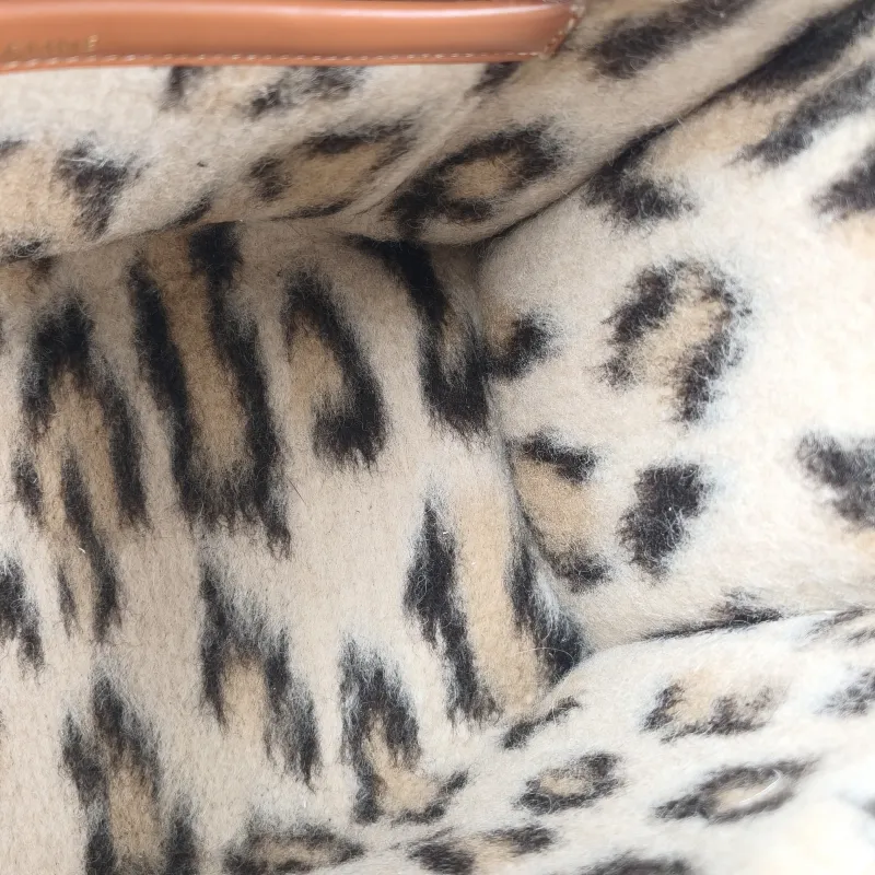 CELINE Shoulder Bag CABAS THAIS Shopping Tote Small 25.5 × 12 × 18.5 cm — detail view 1 of 10