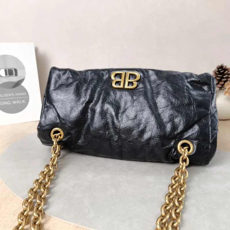 BALENCIAGA Shoulder Bag MONACO Chain Bag Black Calfskin Small28 × 10 × 18 cm — detail view 2 of 13