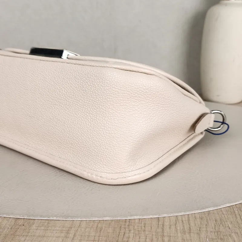 Louis Vuitton Shoulder Bag BUCI Beige Epi Embossed Calfskin 24.5 × 9 × 15.5 cm — detail view 7 of 13