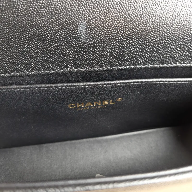 Chanel Crossbody Bag Le Boy​ Black Grained Calfskin Medium 25 × 9 × 15 cm — detail view 11 of 11