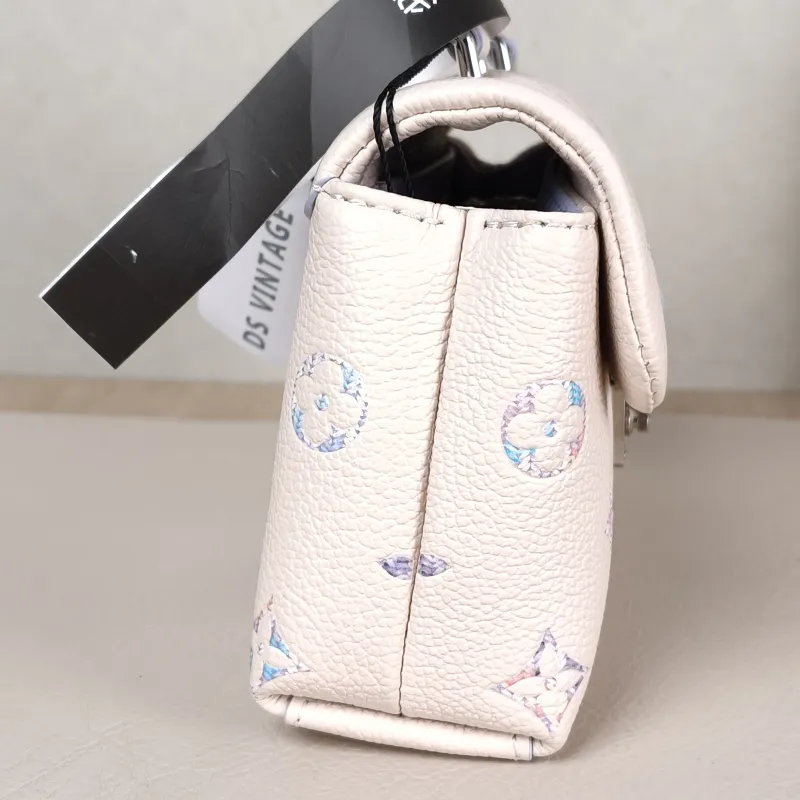 Louis Vuitton Crossbody Bag MADELEINE Calfskin nano 21 × 6 × 12.5 cm — detail view 7 of 12