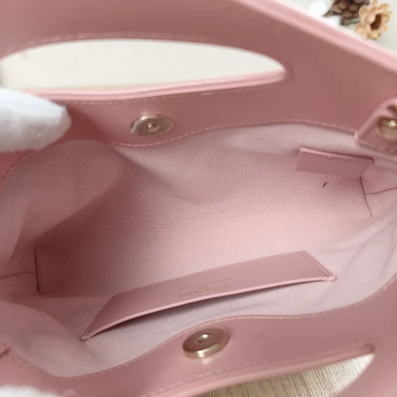 Chanel Crossbody Bag31Bag Pink Waxed Leathernano19 × 5 × 12 cm — detail view 2 of 14