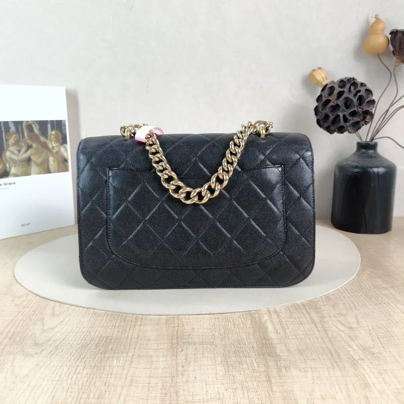 Chanel Crossbody Bag cf Collection Crossbody Bag Black Calfskin One Size 26 × 7 × 18 cm 24 — cover view 3 of 5