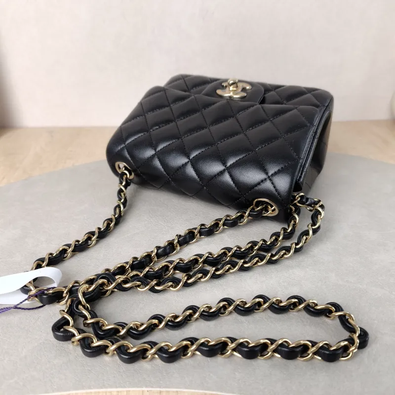 Chanel Crossbody Bag Classic Flap Mini CF Mini Black SL ambskin Mini 17 × 8 × 13.5 cm — detail view 5 of 9