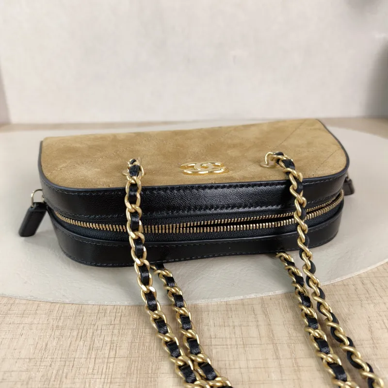 Chanel Shoulder Bag 26p Bowling Bag Brown Suede One Size 20 × 5.5 × 12 cm — detail view 2 of 10