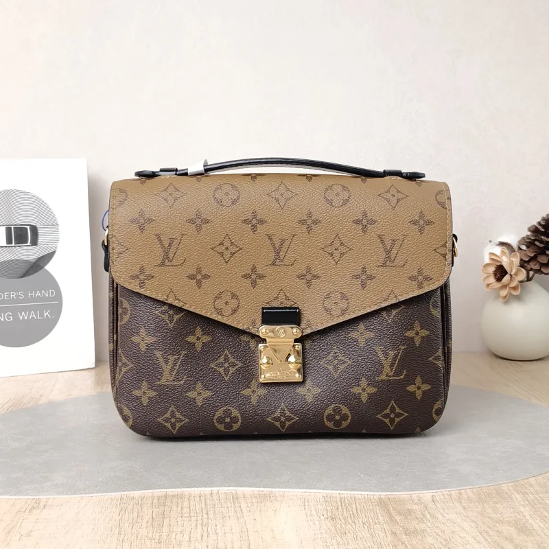 Louis Vuitton Crossbody Bag Pochette Métis Monogram Colorblock PVC Medium 25 × 7 × 19 cm