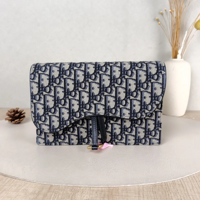 DIOR Crossbody Bag Saddle Chain Bagwoc Monogram Canvas Medium 22 × 5 × 14.5 cm