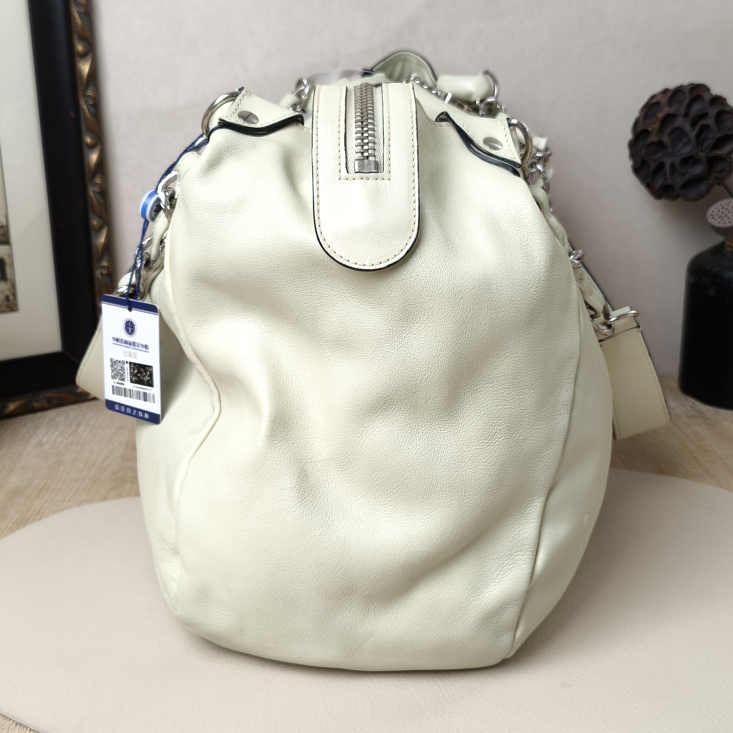 Chanel Shoulder Bag Tote Bag White Calfskin45 × 15 × 34 cm — cover view 3 of 10