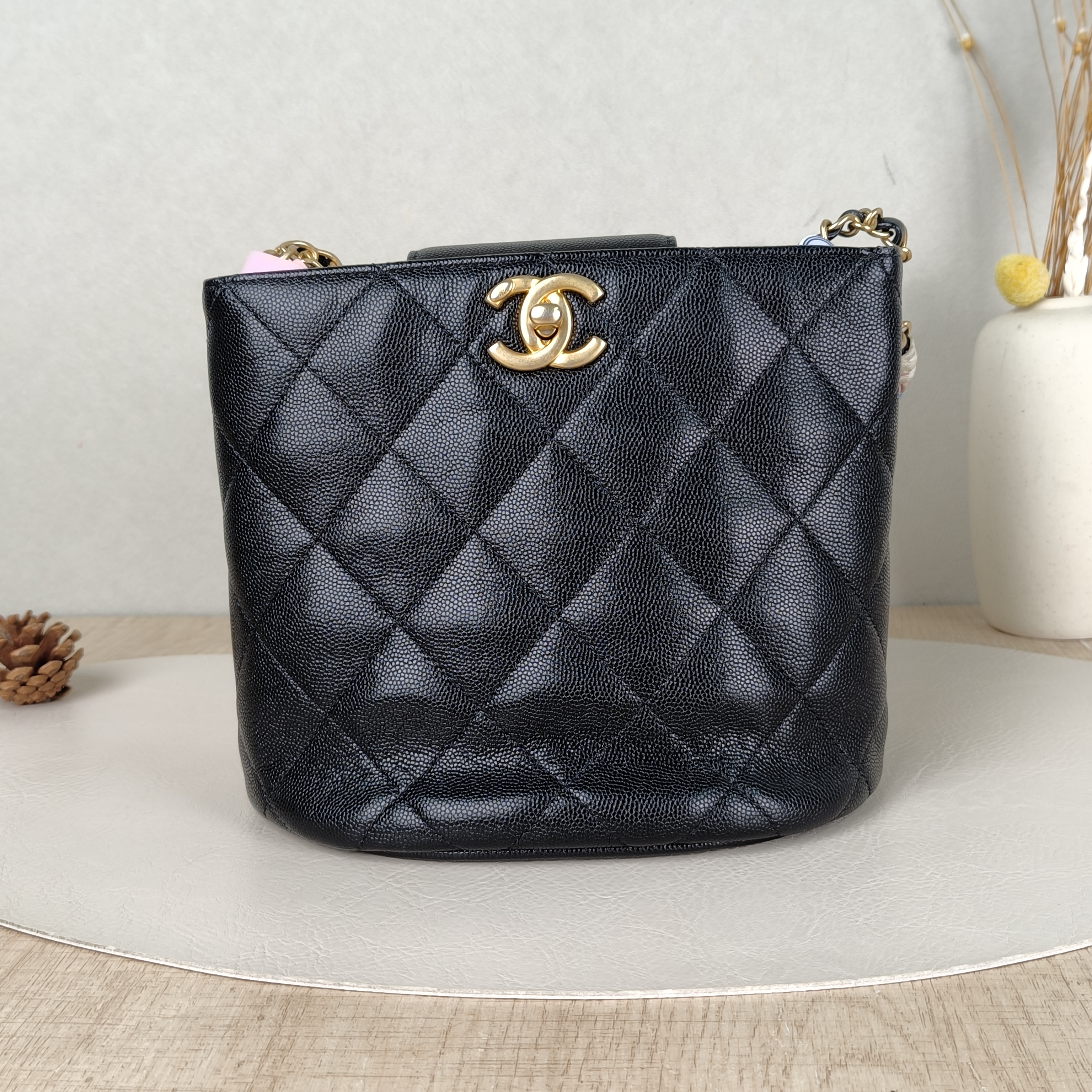 Chanel Crossbody Bag Crossbody Bag Black Grained Calfskin One Size19 × 14 × 16 cm