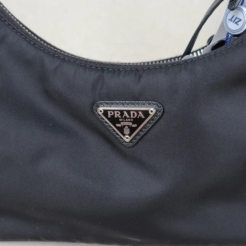 PRADA Shoulder Bag Re-Edition hobo — detail view 6 of 14