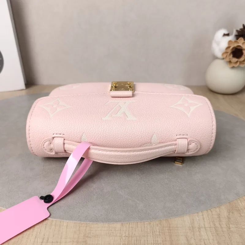 Louis Vuitton Crossbody Bag Pochette Métis East West Monogram Empreinte Embossed Calfskin Small 21.5 × 6 × 13.5 cm — detail view 5 of 14
