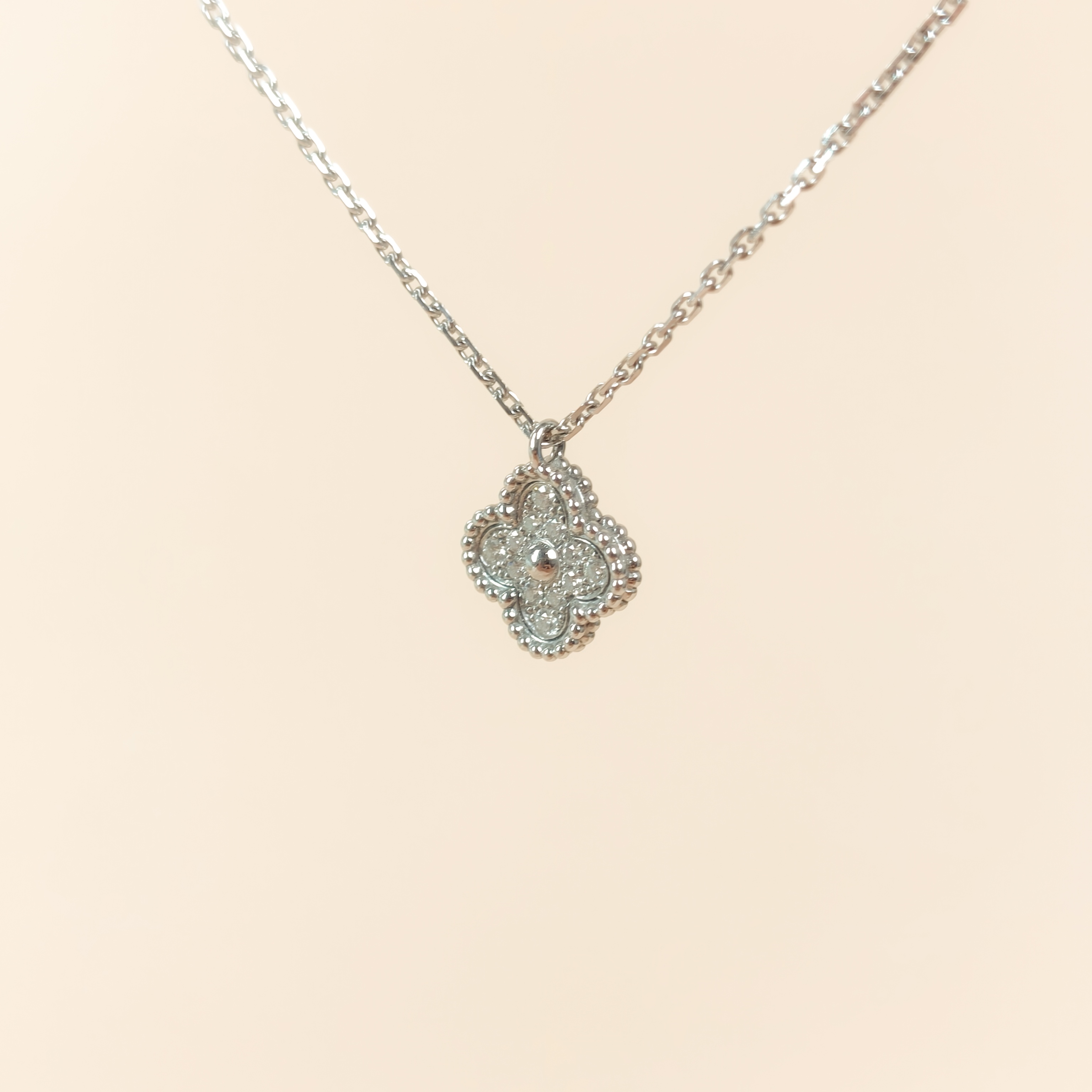 Van Cleef & Arpels Necklace Alhambra Alhambra Collection Necklace White Gold Diamond Silver18KW hite Gold Sweet Mini0.95 × 0.95 × 40 cm — cover view 3 of 10