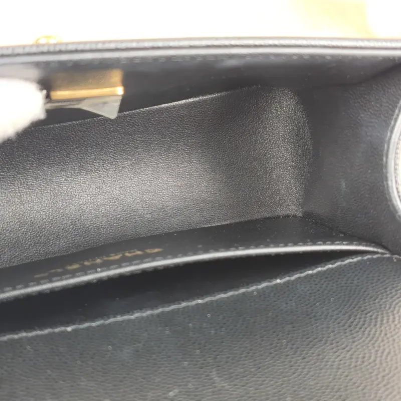 Chanel Crossbody Bag Le Boy​Black Grained Calfskin Small20.5 × 8.5 × 12 cm — detail view 4 of 11