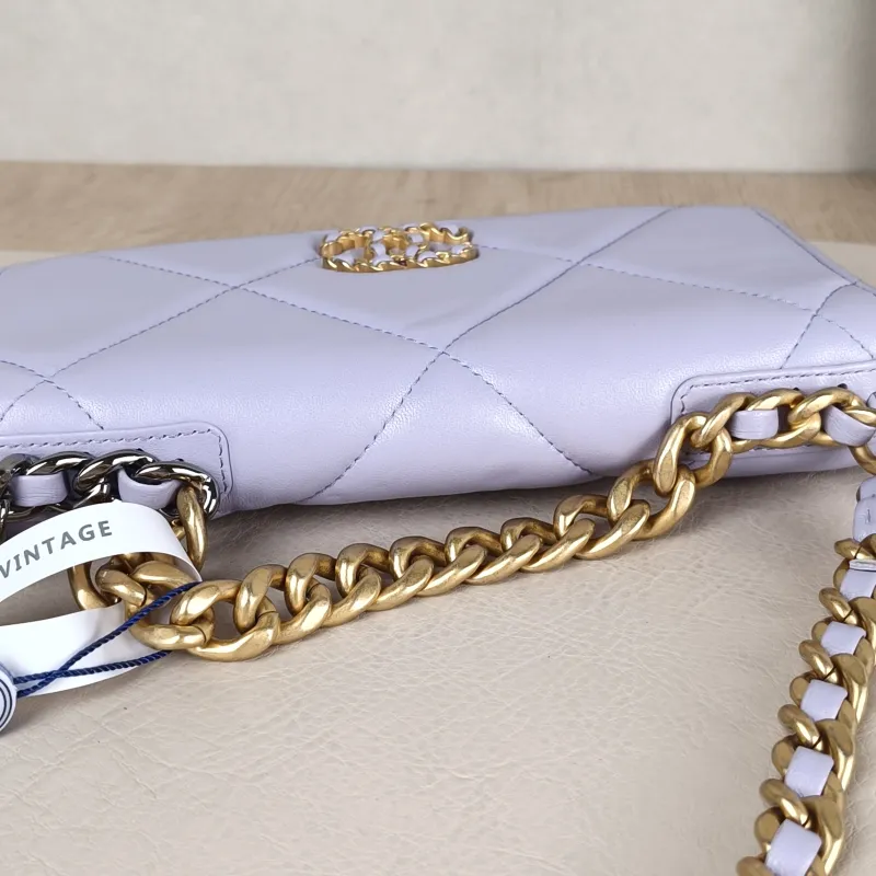 Chanel Crossbody Bag 19Bag WOC SL ambskin Mini 19.2 × 3.5 × 12.3 cm — detail view 8 of 13