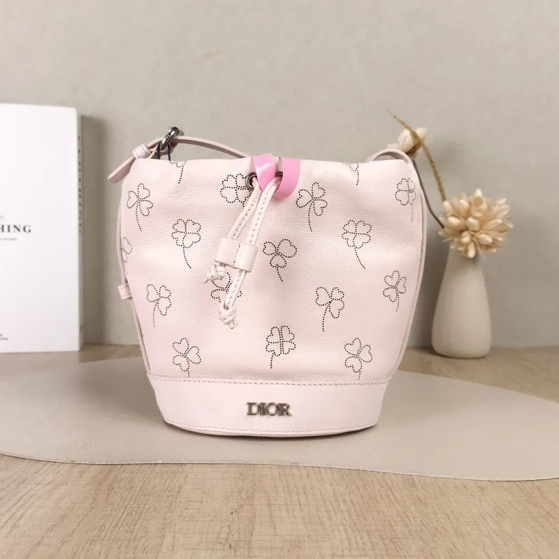 DIOR Shoulder Bag Bucket Bag Pink Calfskin One Size15 × 10 × 7.5 cm