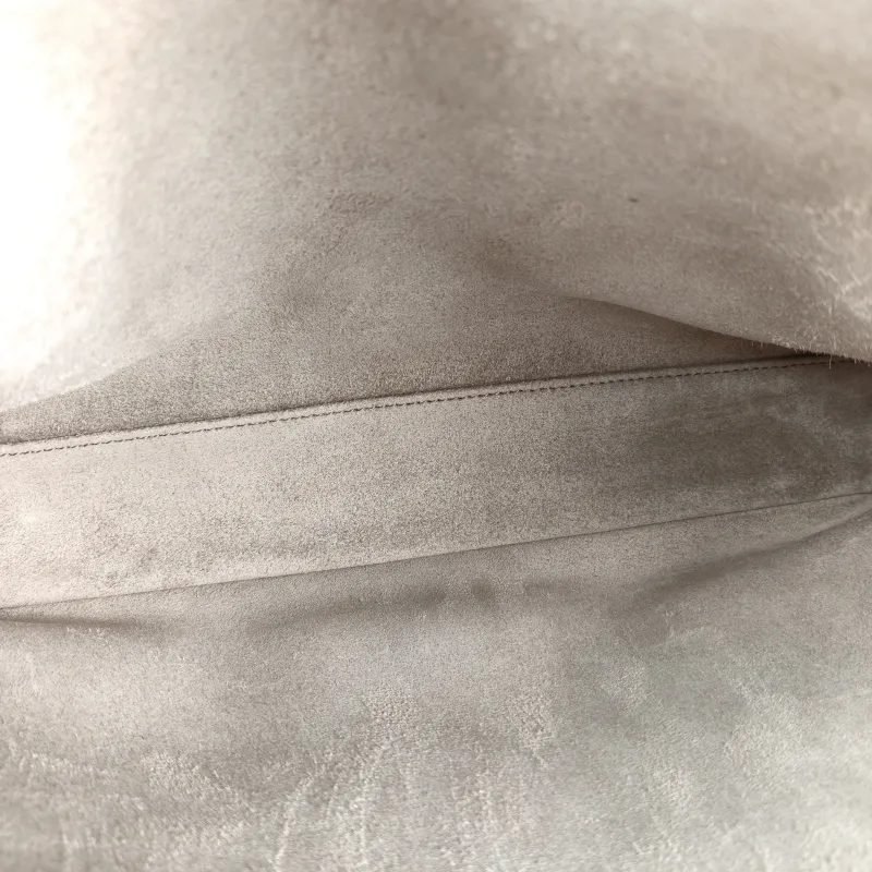 CELINE Shoulder Bag Soft 16Shoulder Bag Grey Calfskin Medium32 × 15 × 24 cm — detail view 5 of 12