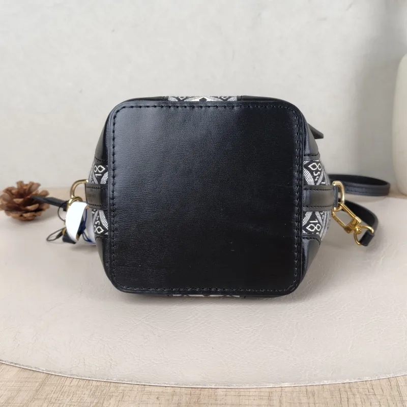 Louis Vuitton Crossbody Bag NOÉ PURSE 1854 Mini 11.5 × 11.5 × 12 cm — cover view 2 of 5