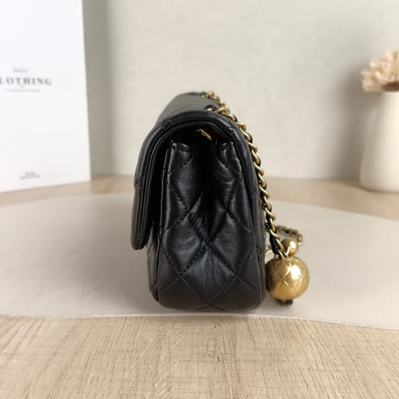 Chanel Crossbody Bag Classic Flap Large Mini CF Mini Black with Gold-Tone Hardware Lambskin mini20 × 6 × 12 cm — detail view 12 of 14