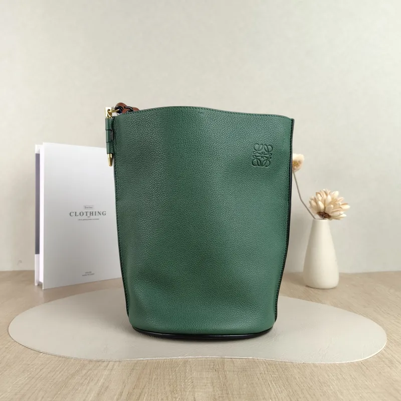 LOEWE Crossbody Bag Crossbody Bag Green Calfskin One Size 19 × 14 × 27 cm