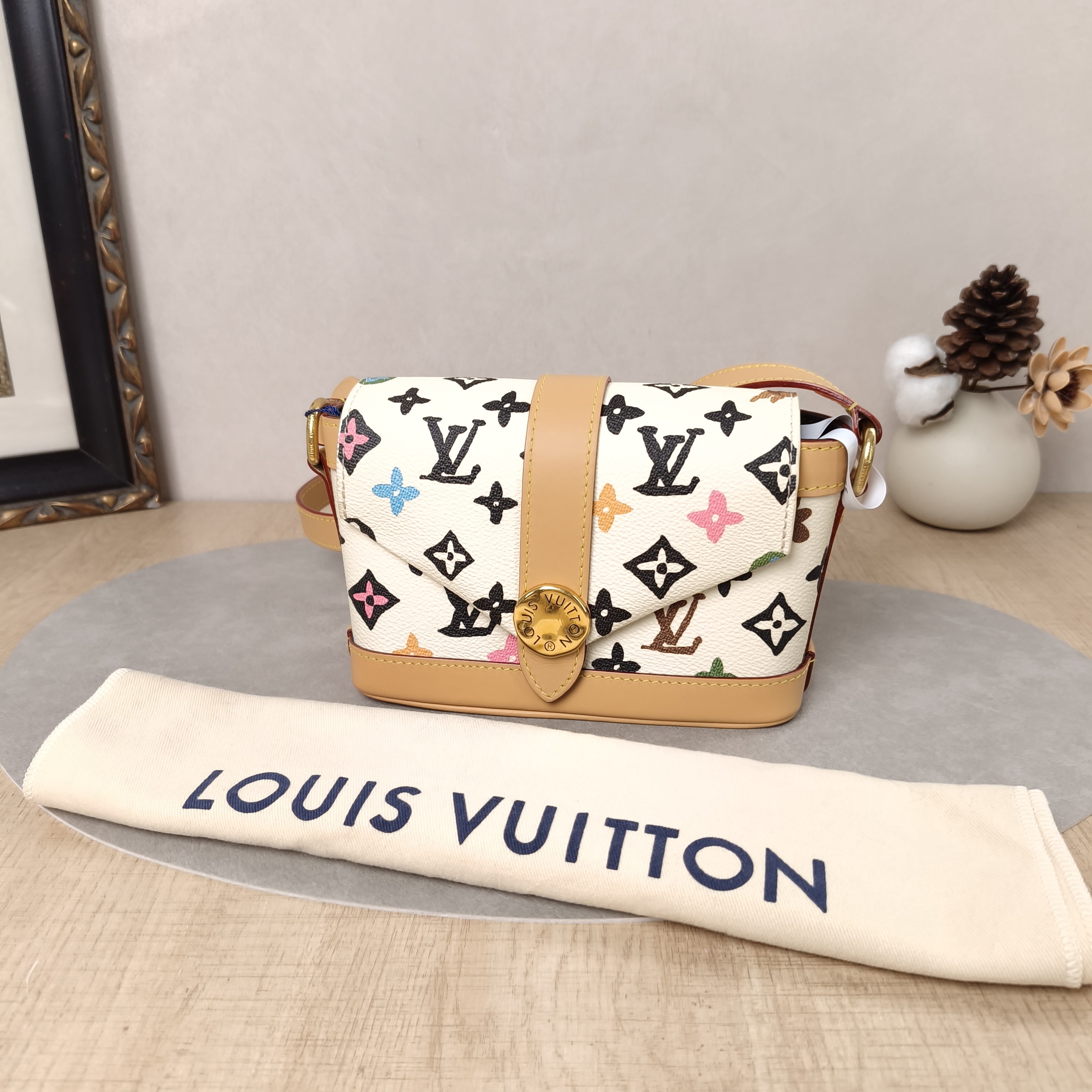 Louis Vuitton Crossbody Bag ENVELOPE Messenger Bag Box Tyler Yellow PV Cmini19 × 7 × 12 cm — cover view 4 of 6