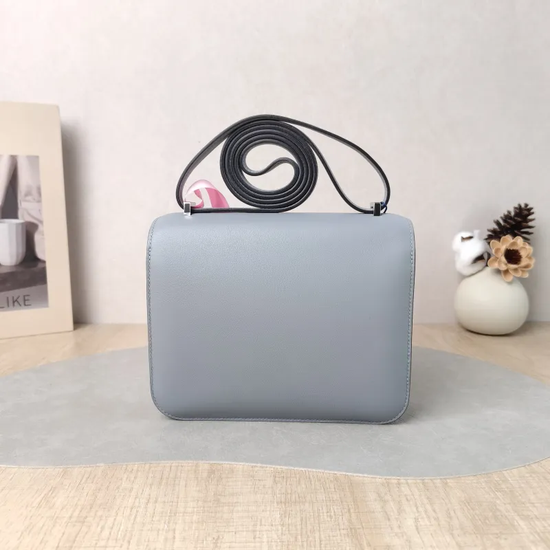 Hermès Crossbody Bag Constance 19 Silver-Tone Hardware Swift Calfskin Mini 19 × 4 × 15 cm K — cover view 2 of 6