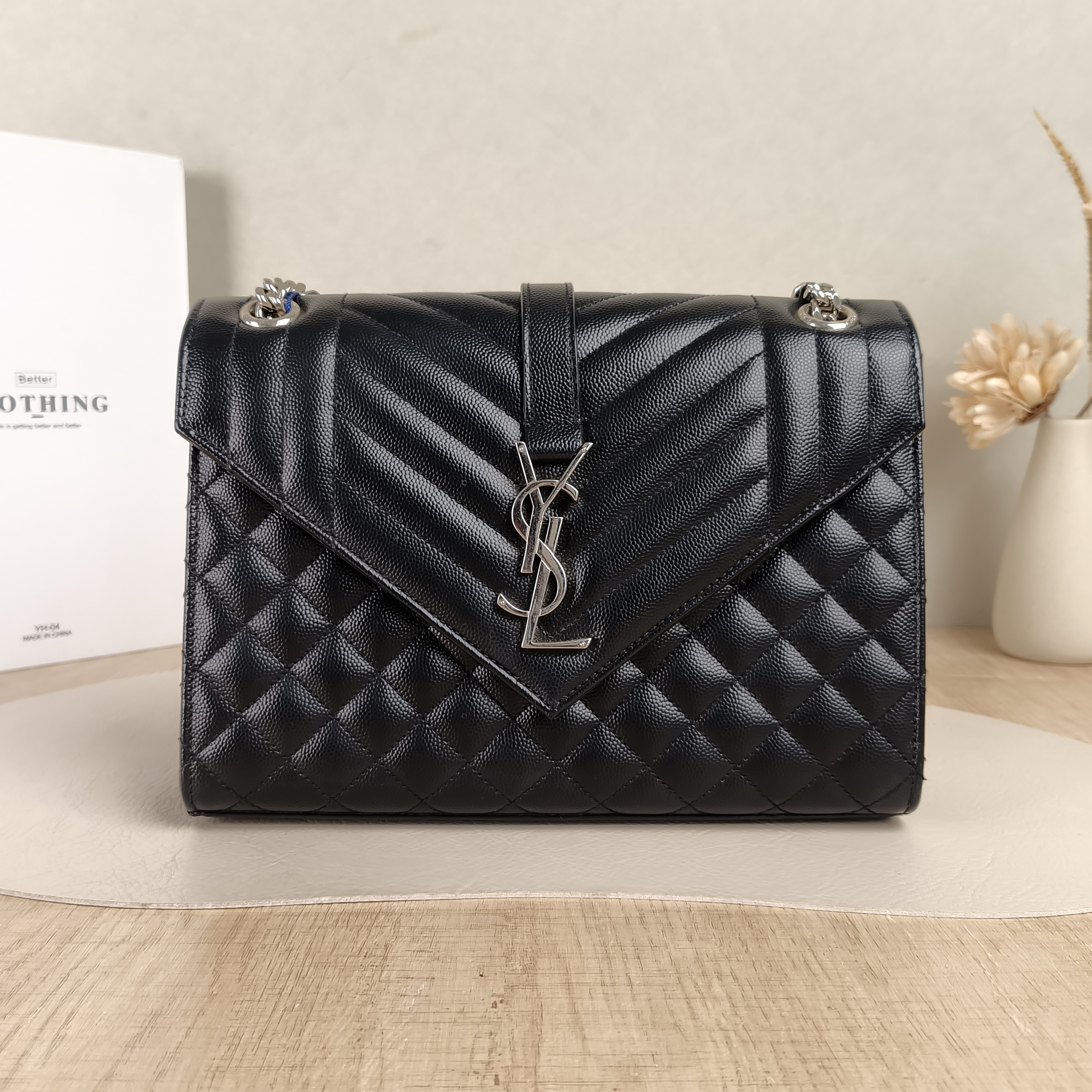 SAINT LAURENT Crossbody Bag ENVELOPE Black Calfskin Medium24 × 6 × 17.5 cm