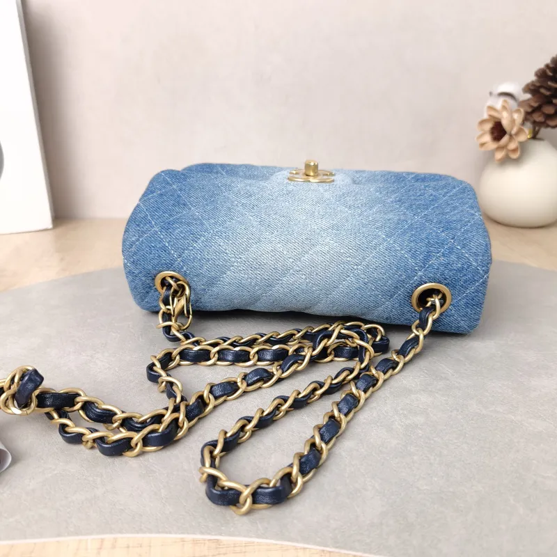 Chanel Crossbody Bag Classic Flap Large Mini CF Mini Blue mini 20 × 6 × 12 cm — detail view 5 of 10