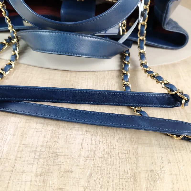 Chanel Shoulder Bag tote Blue One Size35 × 12 × 26 cm — detail view 12 of 13
