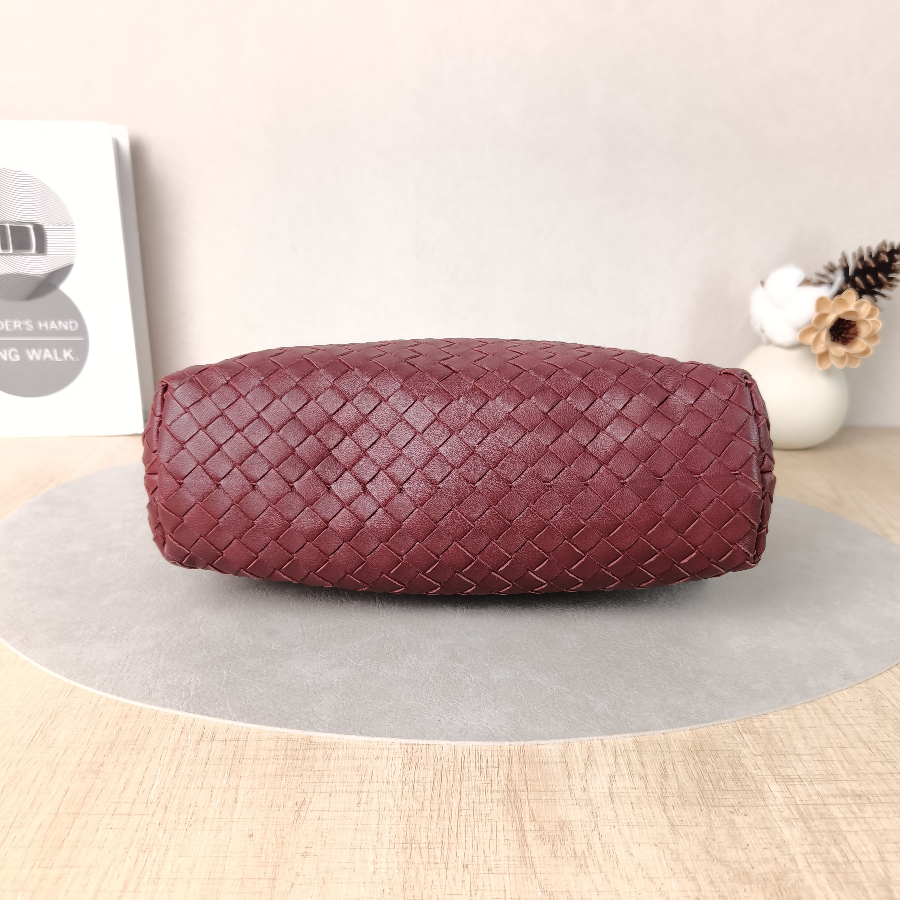 Bottega Veneta Shoulder Bag Olimpia Red Lambskin One Size25 × 9 × 17 cm — cover view 5 of 6