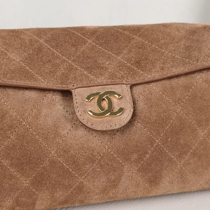 Chanel Shoulder Bag Baguette Bag Brown Suede One Size 23 × 11 × 11 cm — detail view 1 of 12