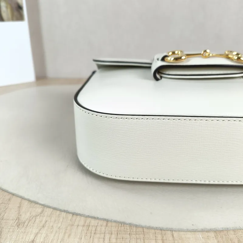 GUCCI Crossbody Bag Horsebit 1955 Horsebit Small White Calfskin Small 20.5 × 5 × 14.5 cm — detail view 9 of 13
