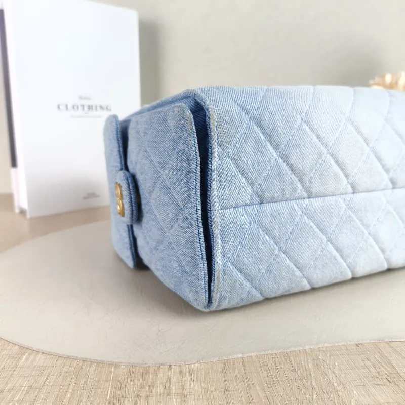Chanel Shoulder Bag 25Bag Blue Small 26 × 14 × 30 cm — detail view 6 of 11