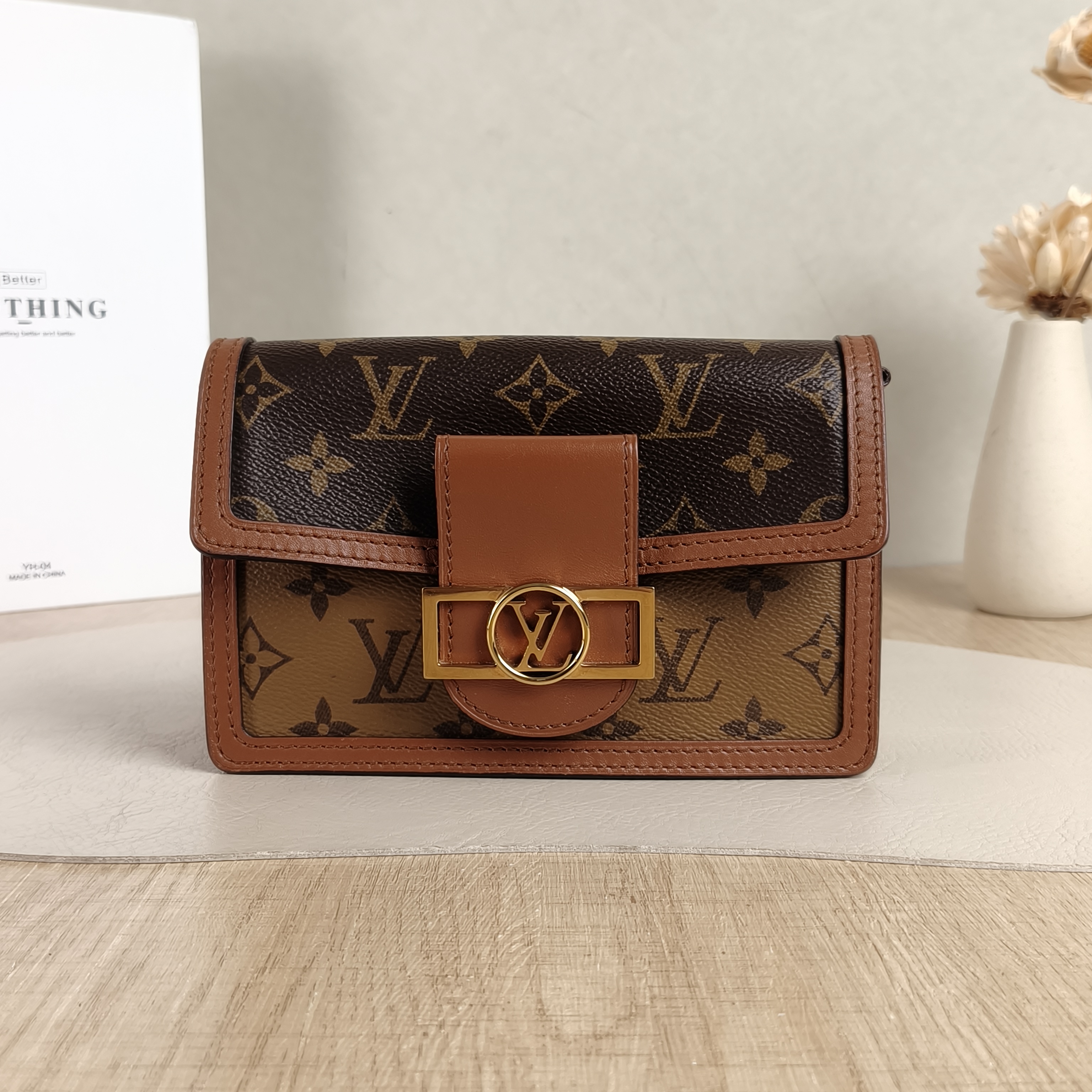 Louis Vuitton Crossbody Bag Dauphine Woc Woc Monogram PVC One Size18.5 × 5 × 12 cm