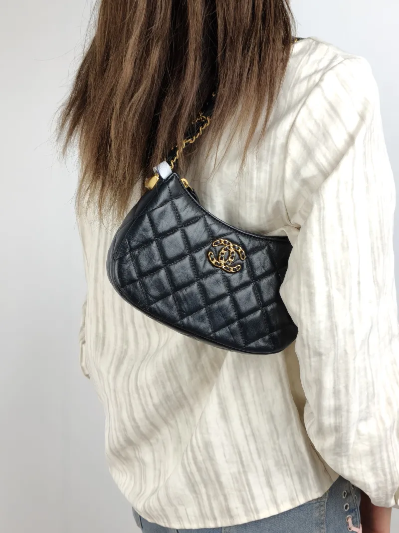 Chanel Shoulder Bag hobo 19 Black Lambskin Small 20 × 4.5 × 13 cm — on-model view 2 of 2