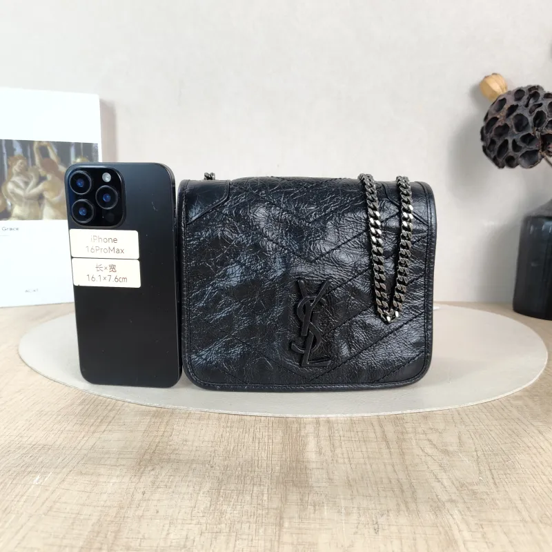 SAINT LAURENT Crossbody Bag Niki Chain Bagwoc Black Mini 19 × 5 × 16 cm — cover view 4 of 5