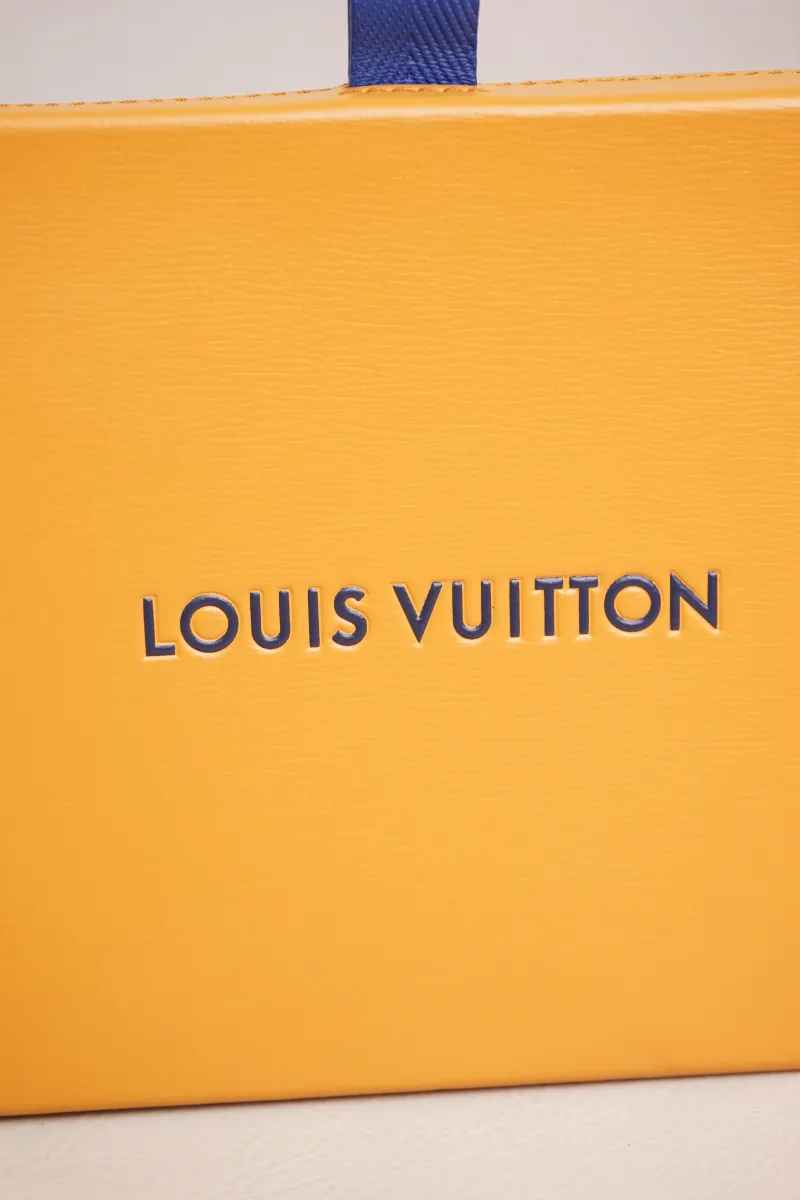 Louis Vuitton Shopper Clutch Yellow Blue Calfskin Microchip Edition · Shoulder Strap · 22.5 × 10.5 × 15 cm — detail view 9 of 16