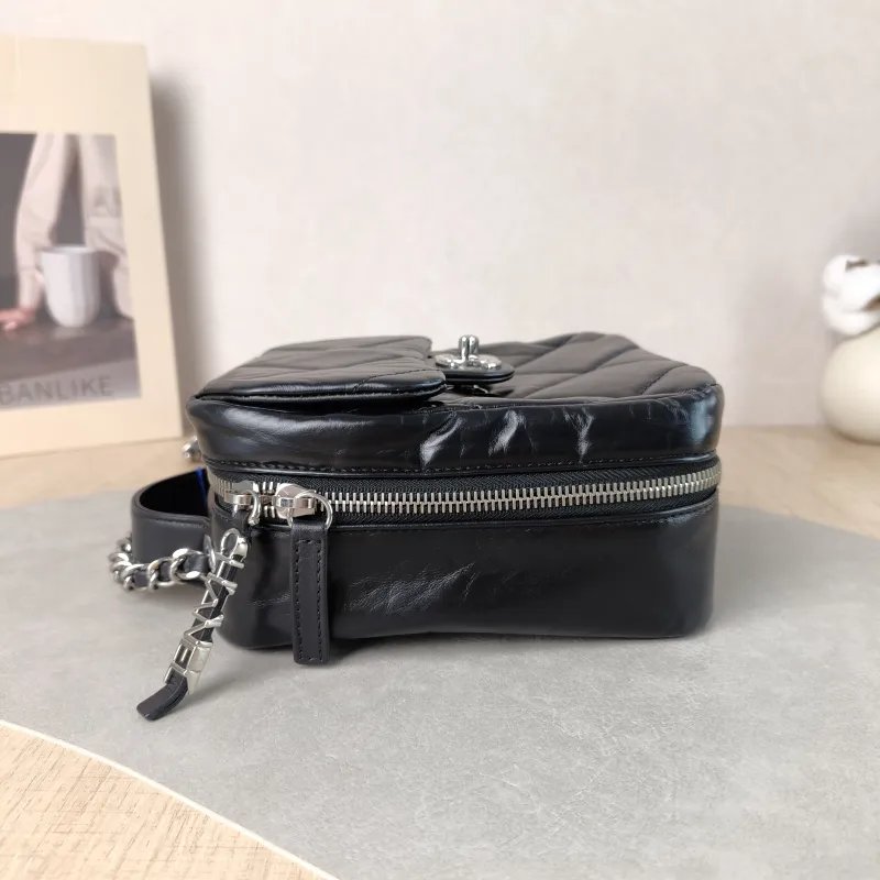 Chanel Crossbody Bag Camera Bag Black Waxed Leather 16.5 × 8.5 × 18 cm 28 — detail view 2 of 12