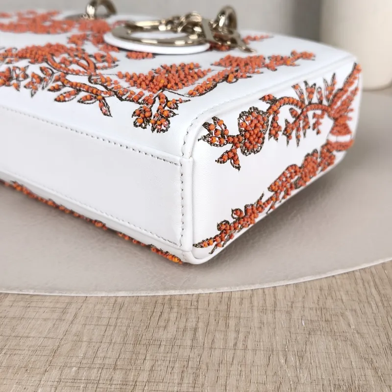 DIOR Shoulder Bag Lady D-Sire Red Embroidered White Red Calfskin Small 26 × 5 × 13 cm — detail view 7 of 14