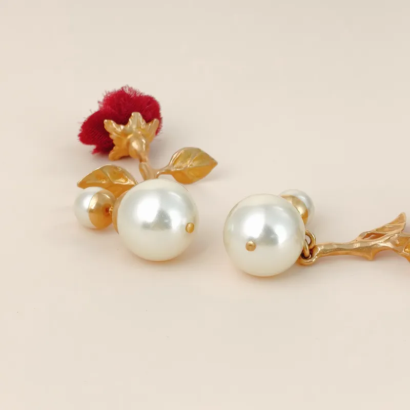 DIOR Jewelry · Earrings Red Pearl One Size — cover view 3 of 10
