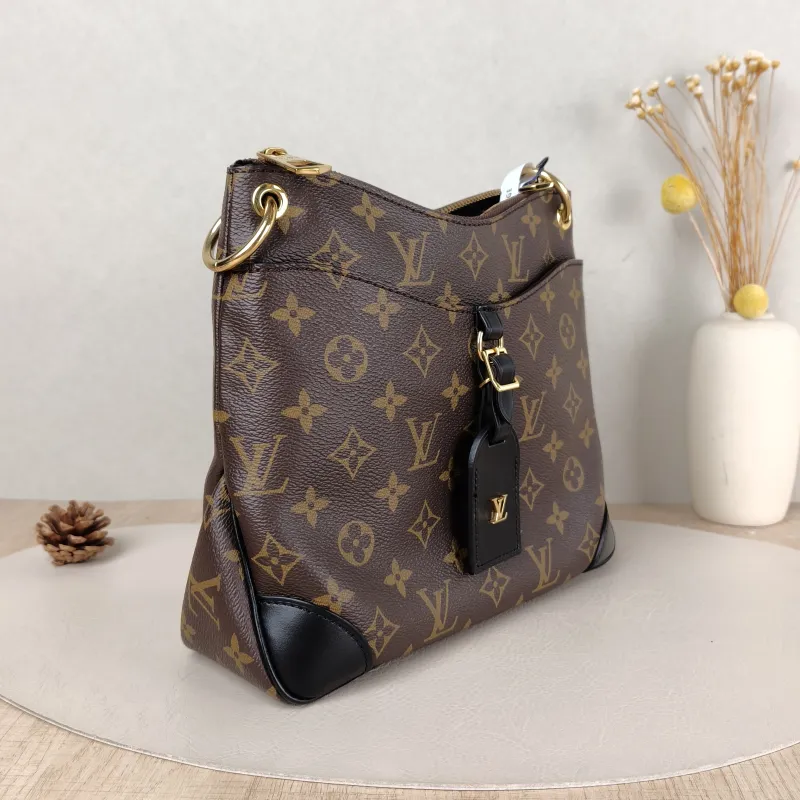 Louis Vuitton Crossbody Bag ODEON Monogram PVC Small 24 × 8 × 22 cm — cover view 4 of 5