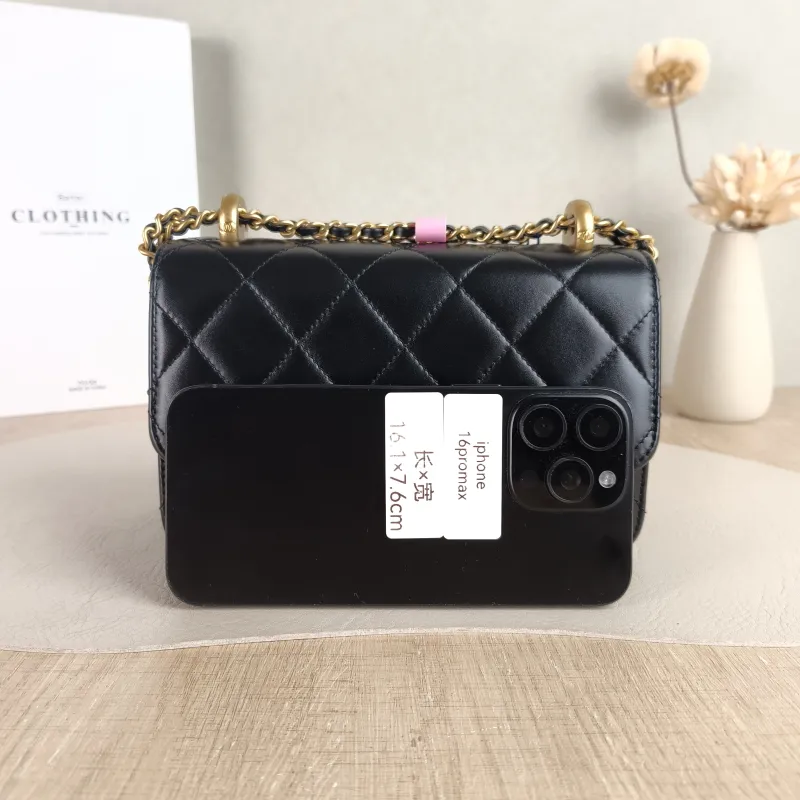 Chanel Crossbody Bag Black Calfskin Small 19 × 8 × 12 cm — cover view 4 of 5
