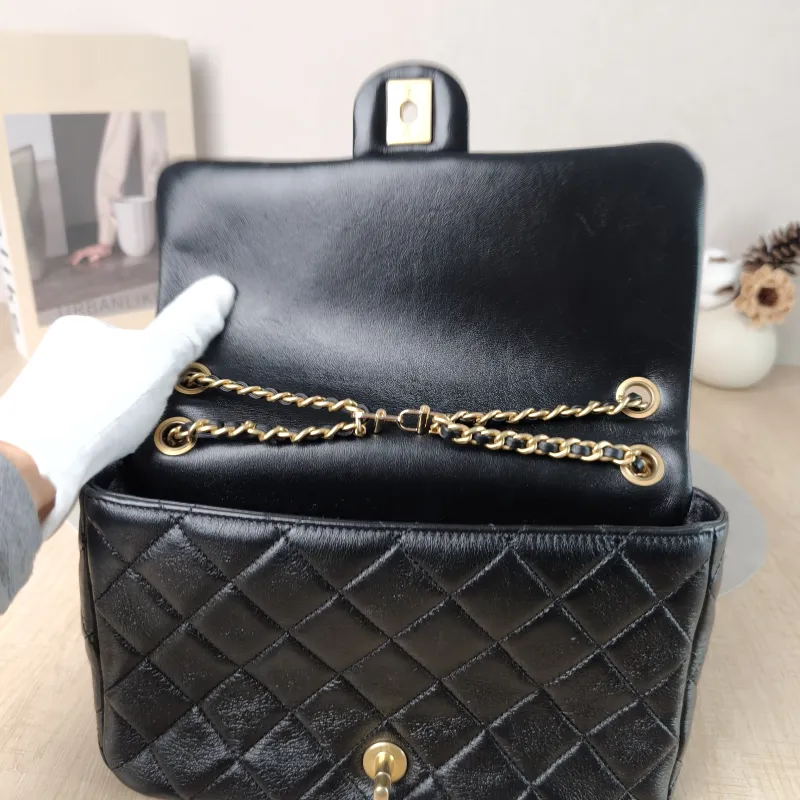 Chanel Shoulder Bag Editioncf Black Lambskin One Size 24 × 7 × 14.5 cm — detail view 13 of 13