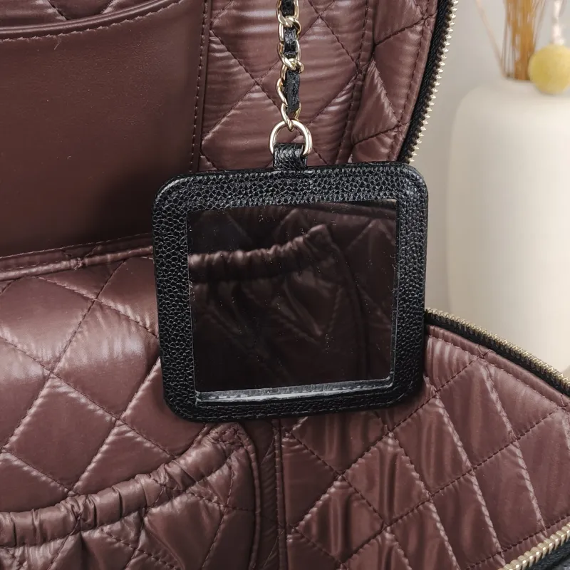 Chanel Top Handle Bag 22C Box Bag Cosmetic Bag Black Grained Calfskin 21 × 14 × 15 cm — detail view 14 of 15