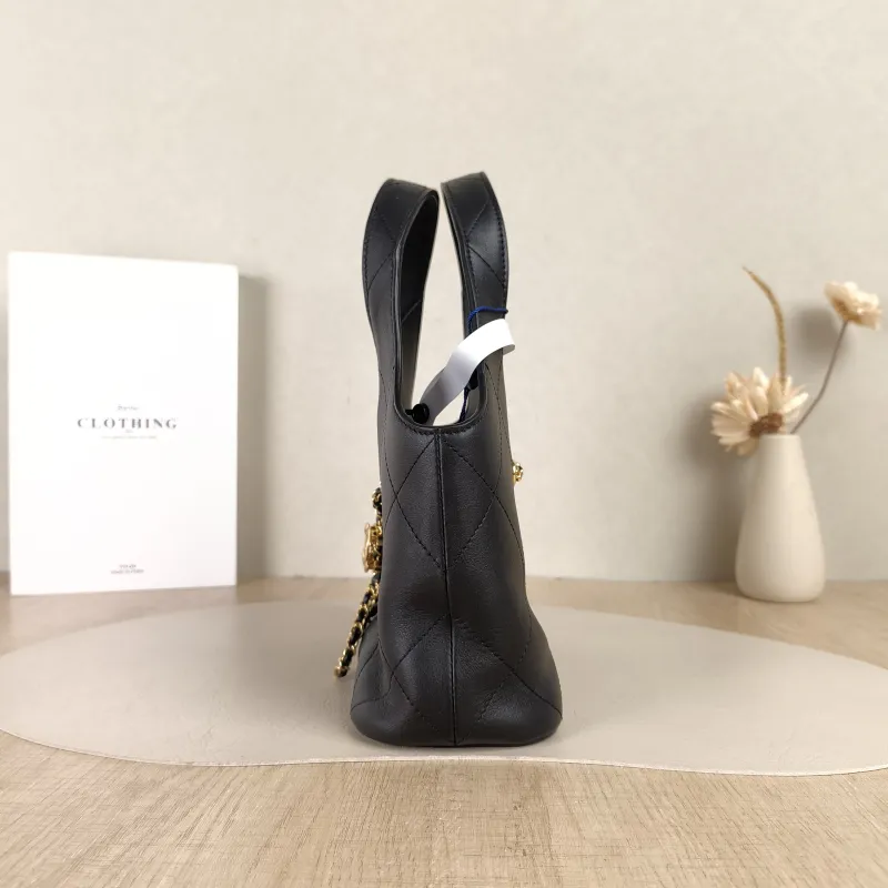 Chanel Top Handle Bag26p hobo Black Calfskin Small21 × 10 × 27.5 cm — detail view 10 of 12