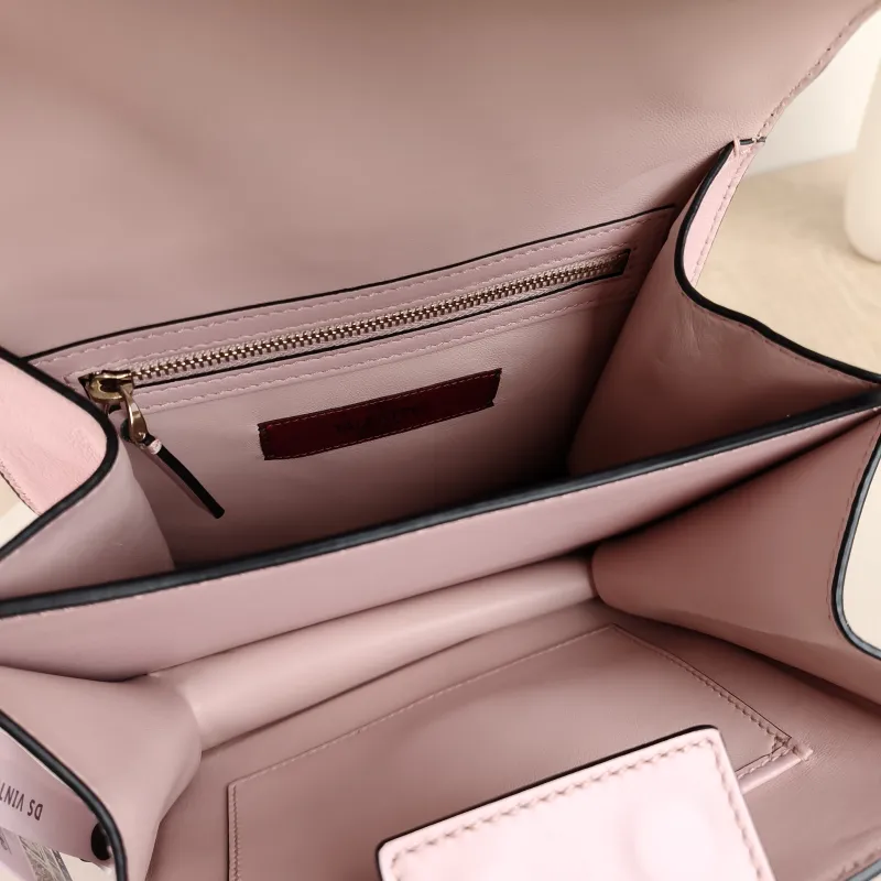 Valentino Shoulder Bag Shoulder Bag Pink Calfskin One Size 23 × 8 × 18 cm — detail view 8 of 12