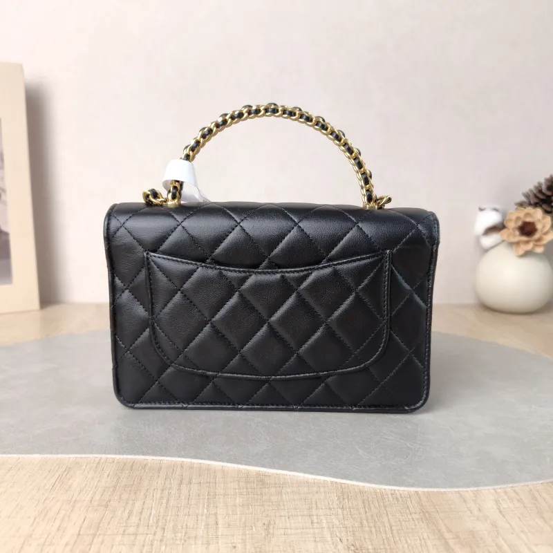 Chanel Crossbody Bag woc Black Lambskin Mini 19.2 × 3.5 × 12.3 cm — cover view 2 of 5