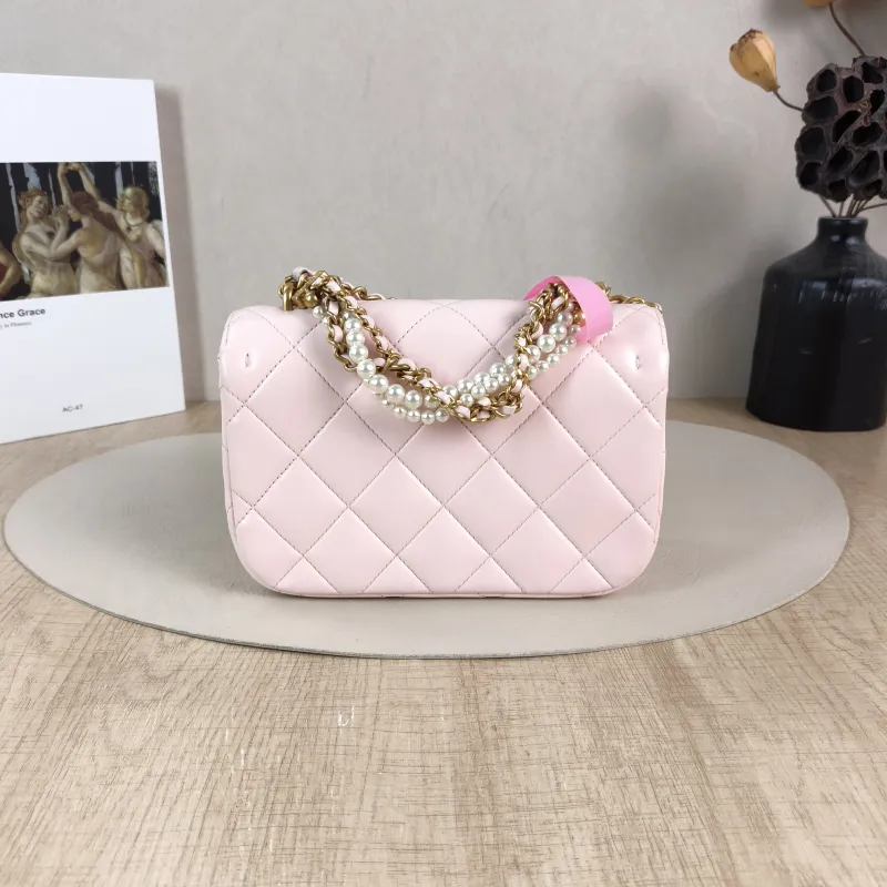 Chanel Crossbody Bag 24a Pearl Pink Lambskin Mini 19 × 7 × 13 cm — cover view 4 of 5