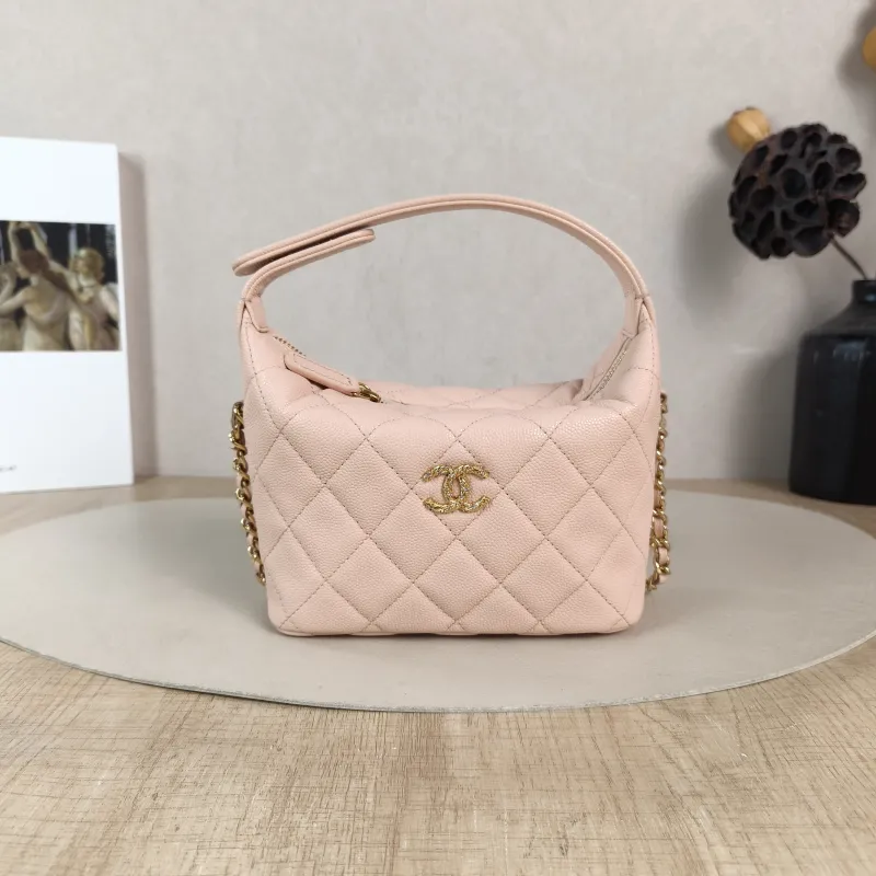 Chanel Crossbody Bag Crossbody Bag Pink Gold-Tone Hardware Grained Calfskin One Size 21.5 × 7.5 × 19 cm